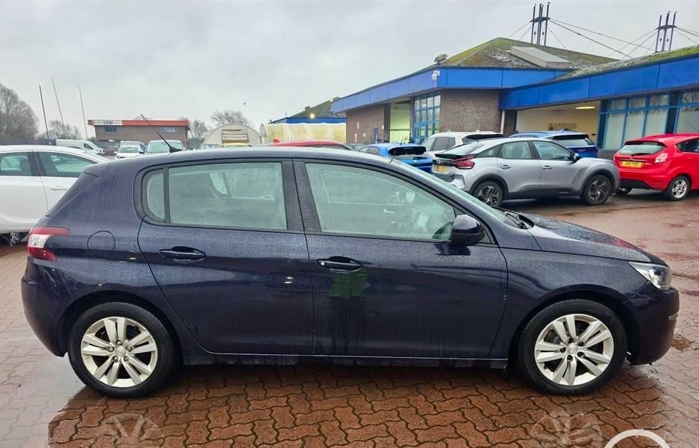 Used Peugeot 308 2016 for sale - 77438715: Photo 3