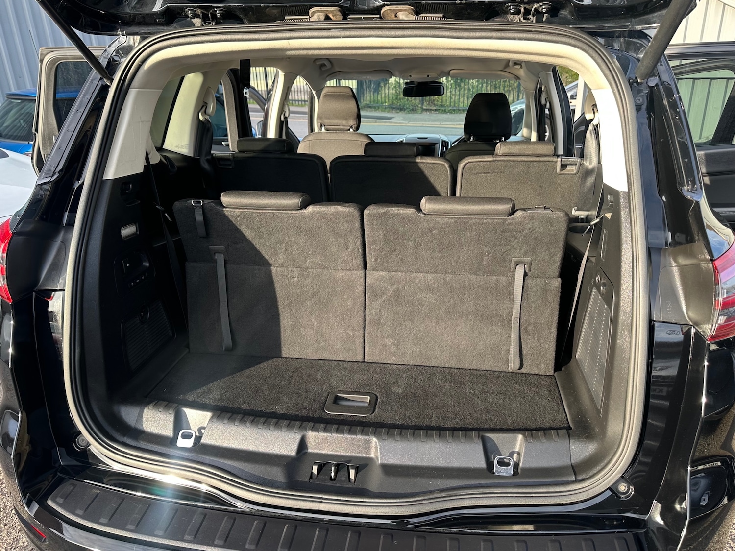 Used Ford S-Max 2016 for sale - 75706278: Photo 12
