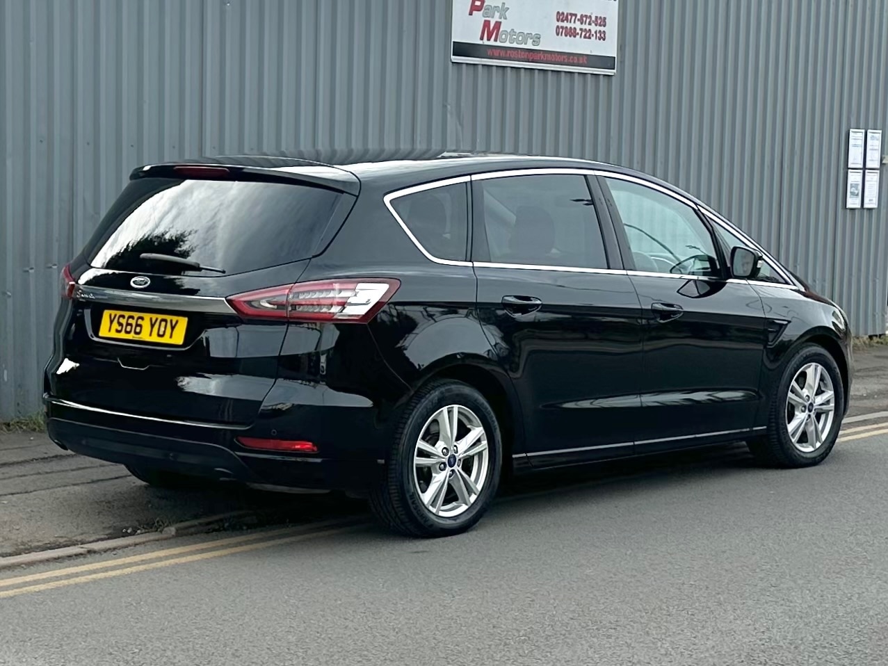 Used Ford S-Max 2016 for sale - 75706278: Photo 5