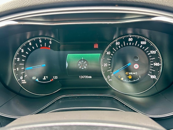Used Ford Mondeo 2015 for sale - 74186694: Photo 14