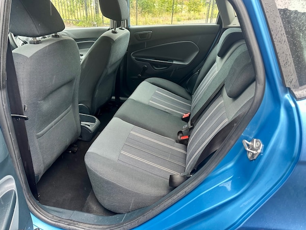 Used Ford Fiesta 2010 for sale - 76018312: Photo 13