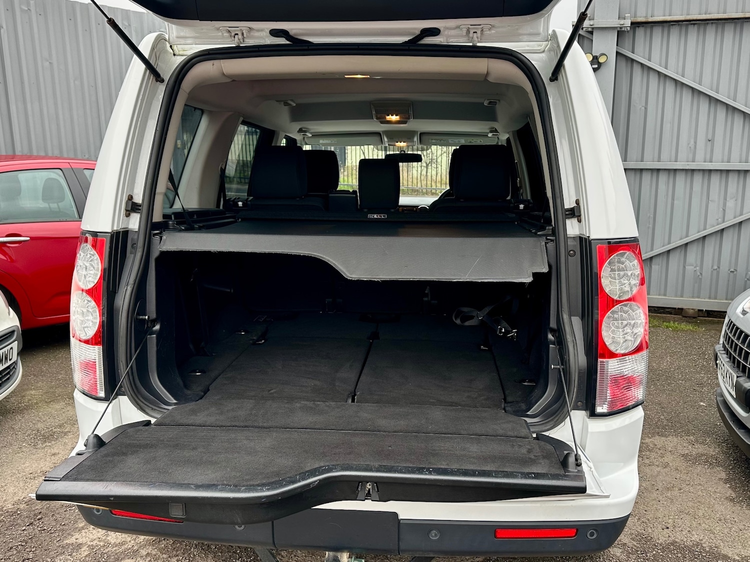 Used Land Rover Discovery 2012 for sale - 77239566: Photo 16