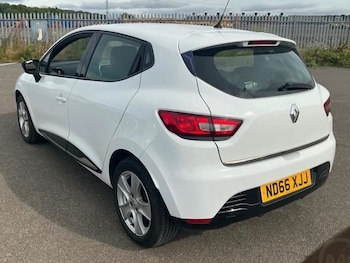 Used Renault Clio 2016 for sale - 79392068: Photo