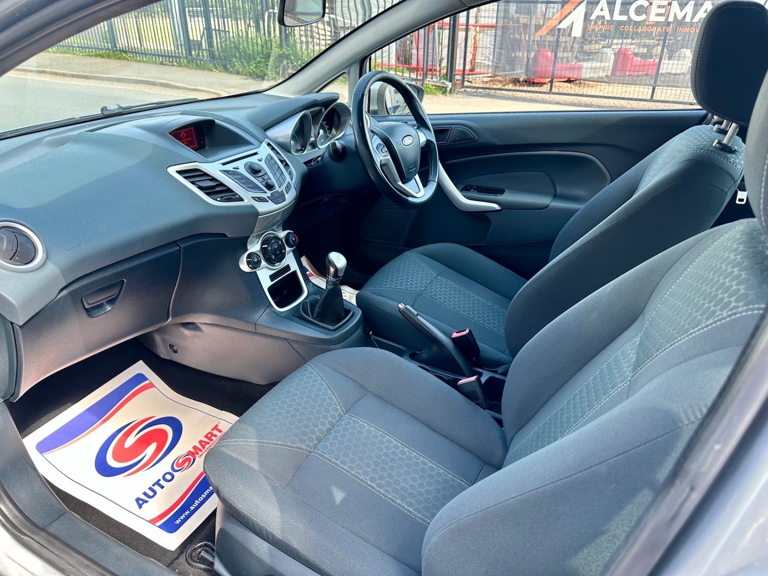 Used Ford Fiesta 2010 for sale - 70686667: Photo 13