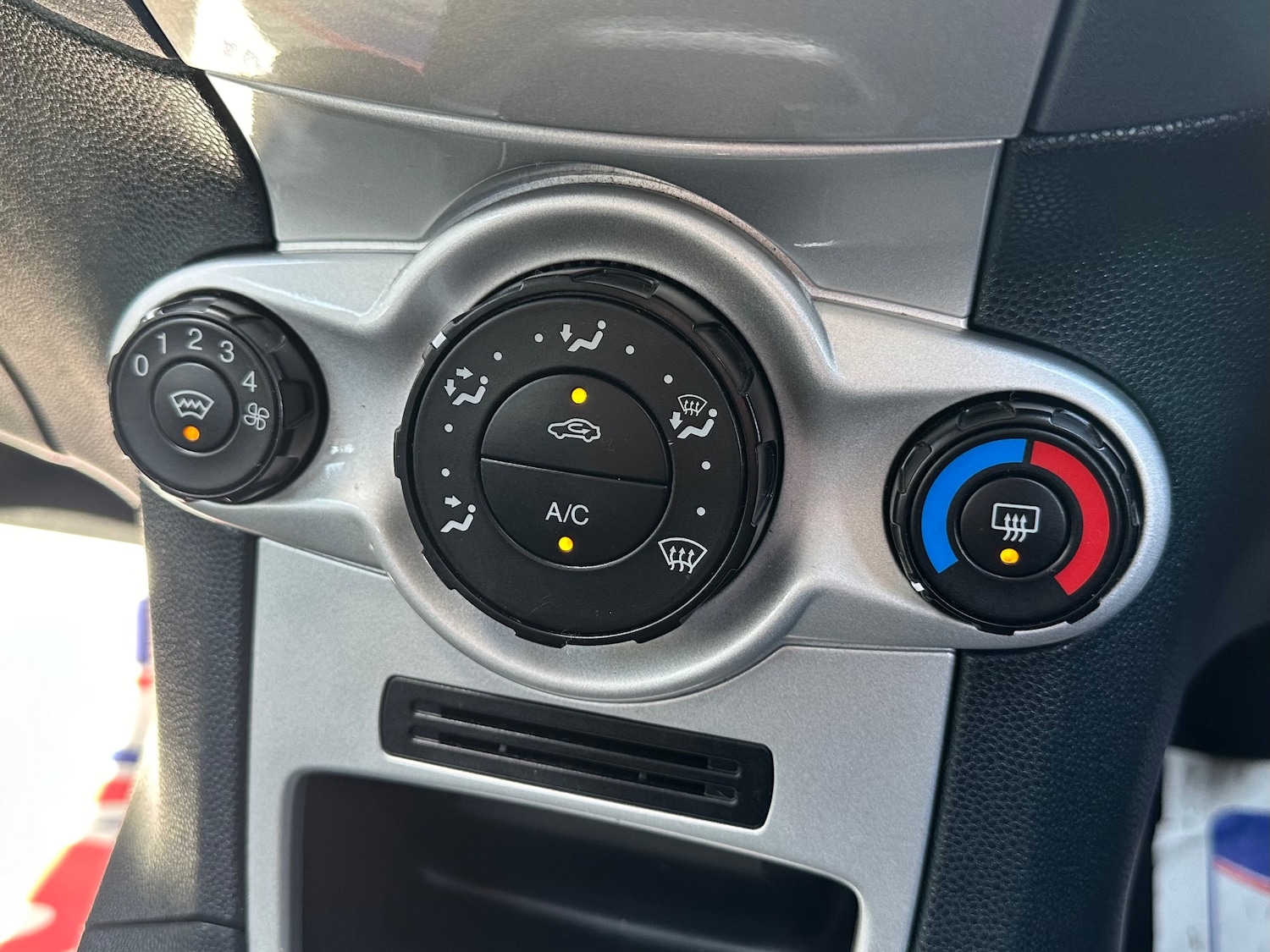 Used Ford Fiesta 2010 for sale - 70686667: Photo 16