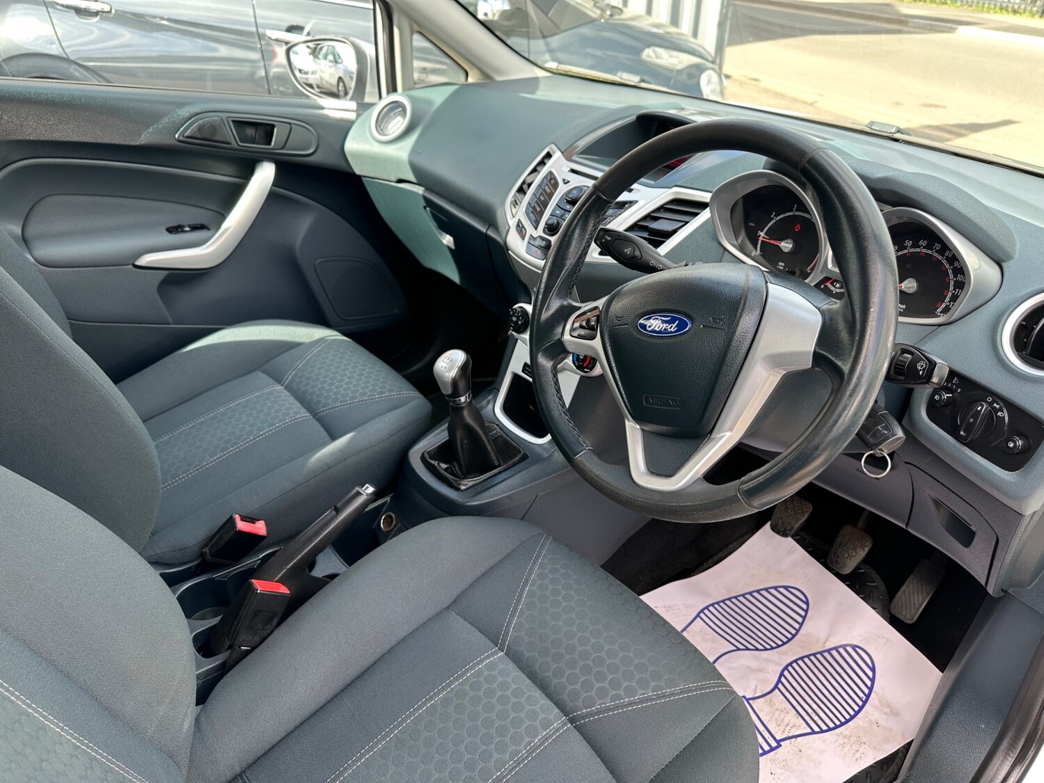 Used Ford Fiesta 2010 for sale - 78219650: Photo 12