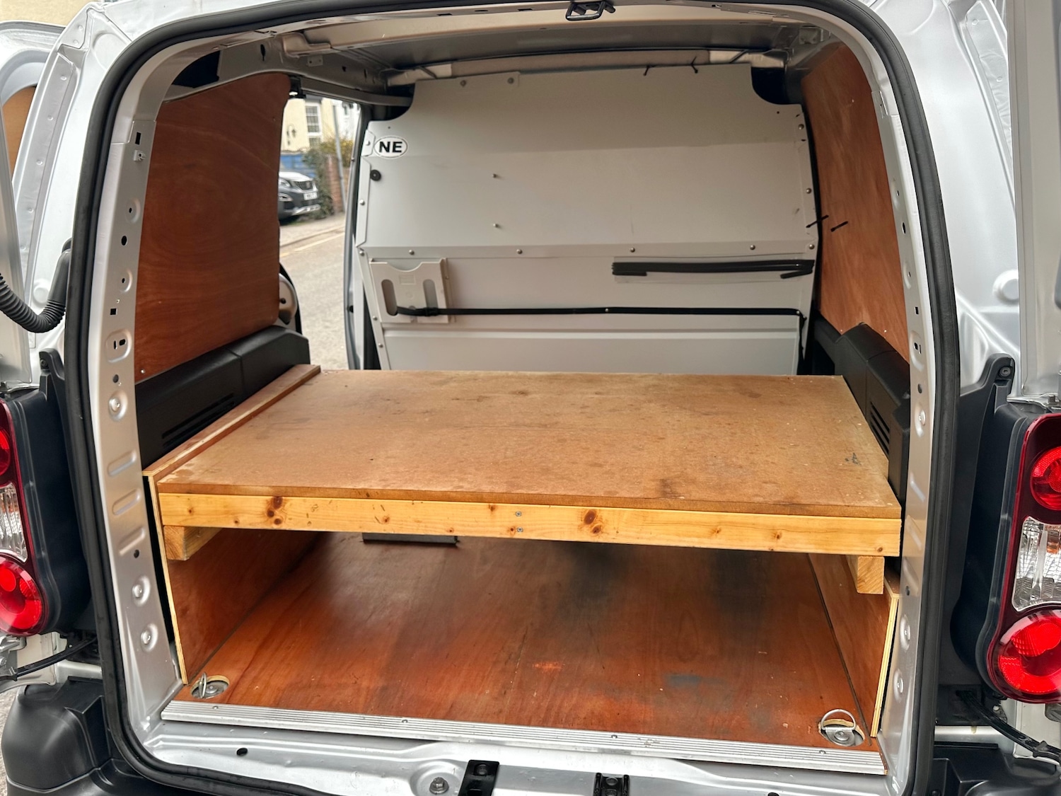 Vehicle 21