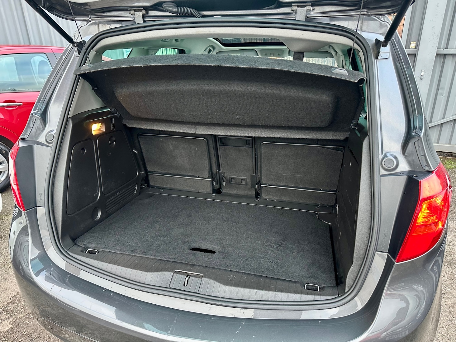 Used Vauxhall Meriva 2010 for sale - 77008528: Photo 14