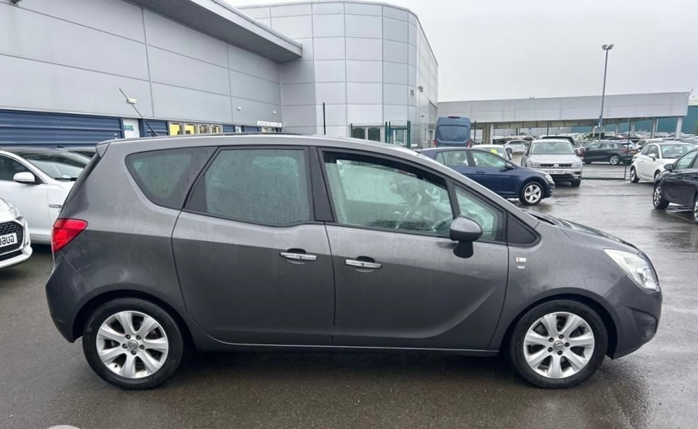 Used Vauxhall Meriva 2010 for sale - 77008528: Photo 2