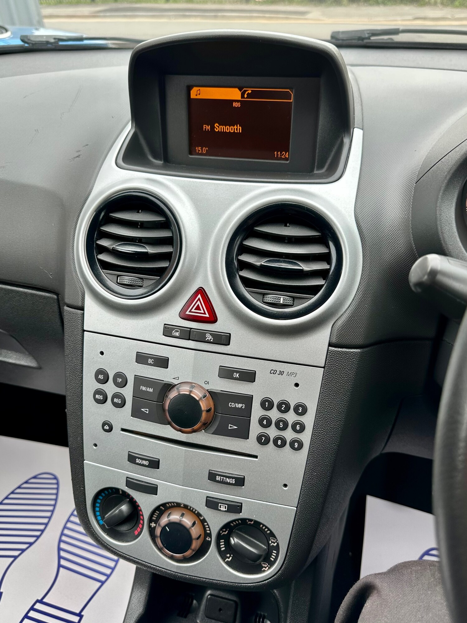 Used Vauxhall Corsa 2012 for sale - 74060212: Photo 15