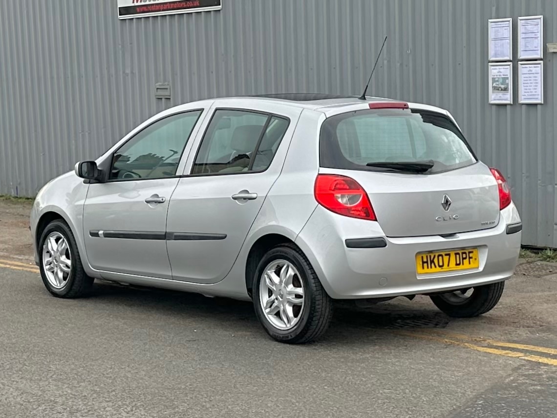 Used Renault Clio 2007 for sale - 75104772: Photo 6