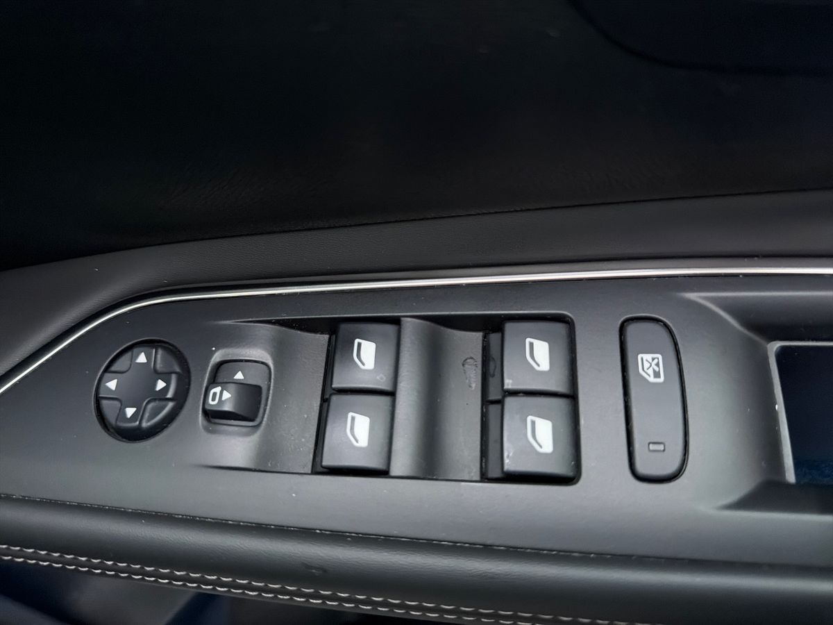 Used Peugeot 3008 2017 for sale - 77442558: Photo 20