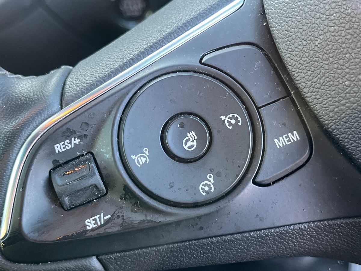 Used Vauxhall Crossland 2022 for sale - 77133861: Photo 16