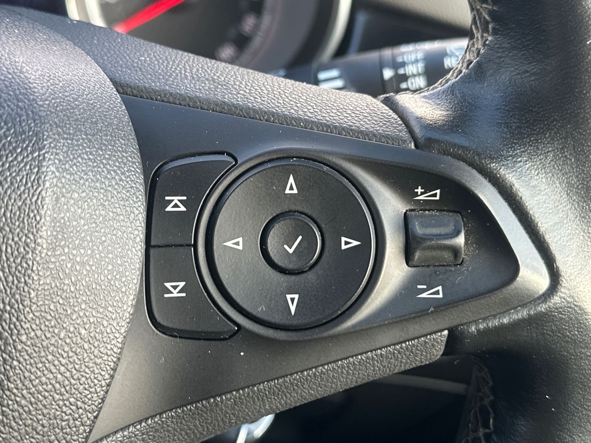 Used Vauxhall Astra 2017 for sale - 77581228: Photo 17