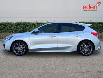 Used Ford Focus 2020 for sale - 79405404: Photo