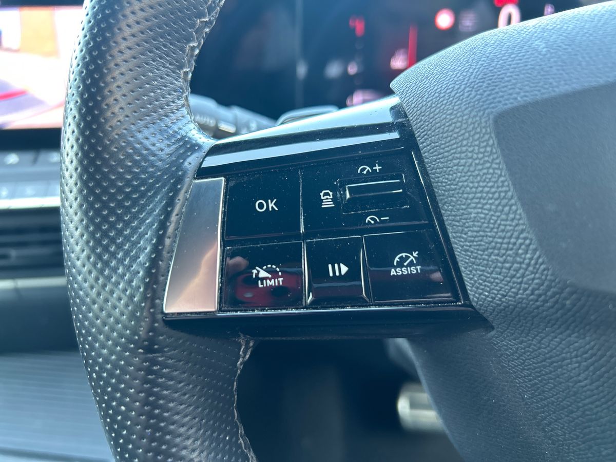 Used Vauxhall Astra 2023 for sale - 77959989: Photo 16