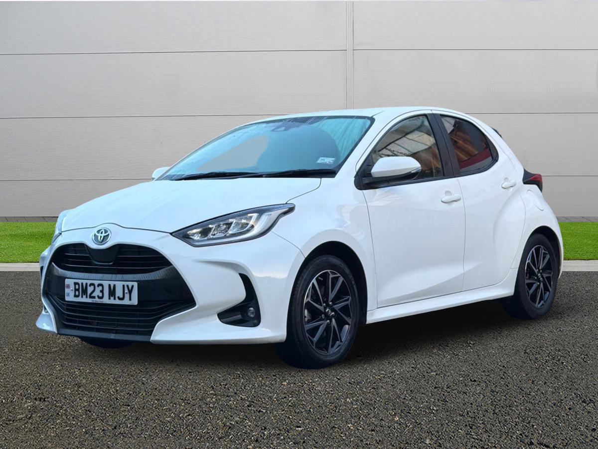 Used Toyota Yaris 2023 for sale - 77002494: Photo 3