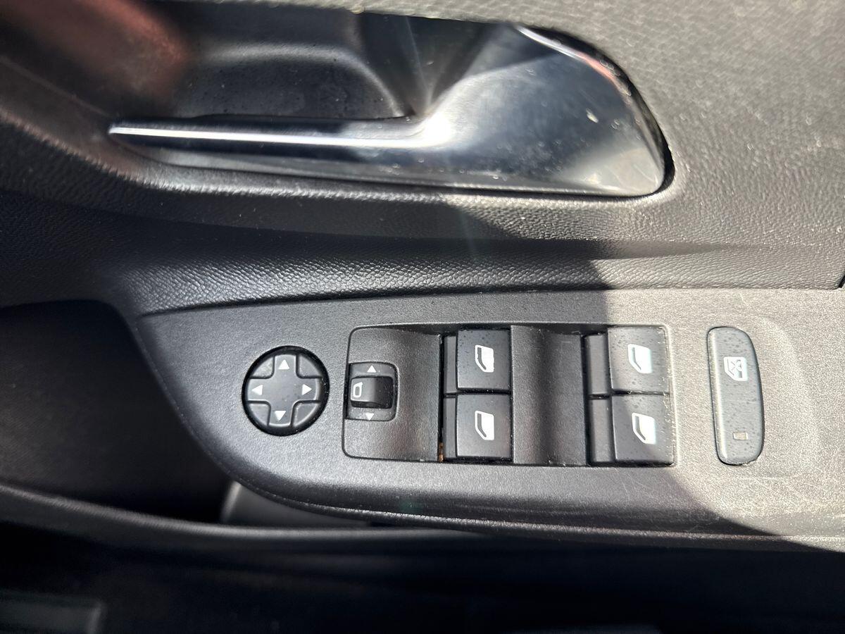 Used Vauxhall Corsa 2022 for sale - 76730882: Photo 20