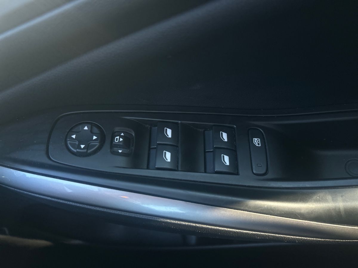 Used Vauxhall Grandland 2022 for sale - 77942077: Photo 20