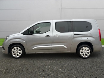 Used Vauxhall Combo Life 2022 for sale - 77002468: Photo