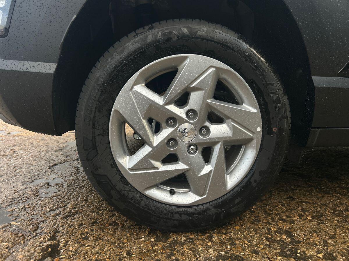 Used Hyundai KONA 2025 for sale - 76730873: Photo 9