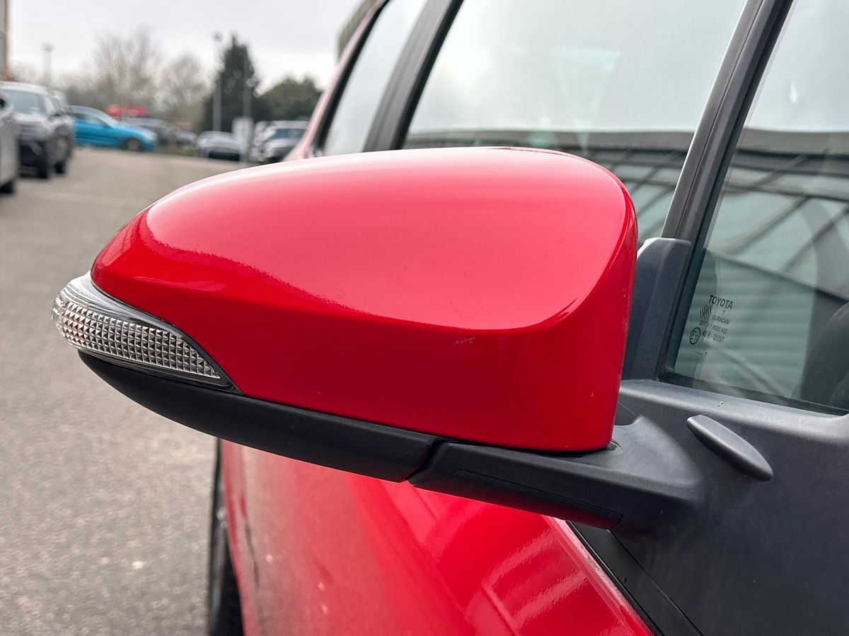 Used Toyota Yaris 2017 for sale - 77810191: Photo 22