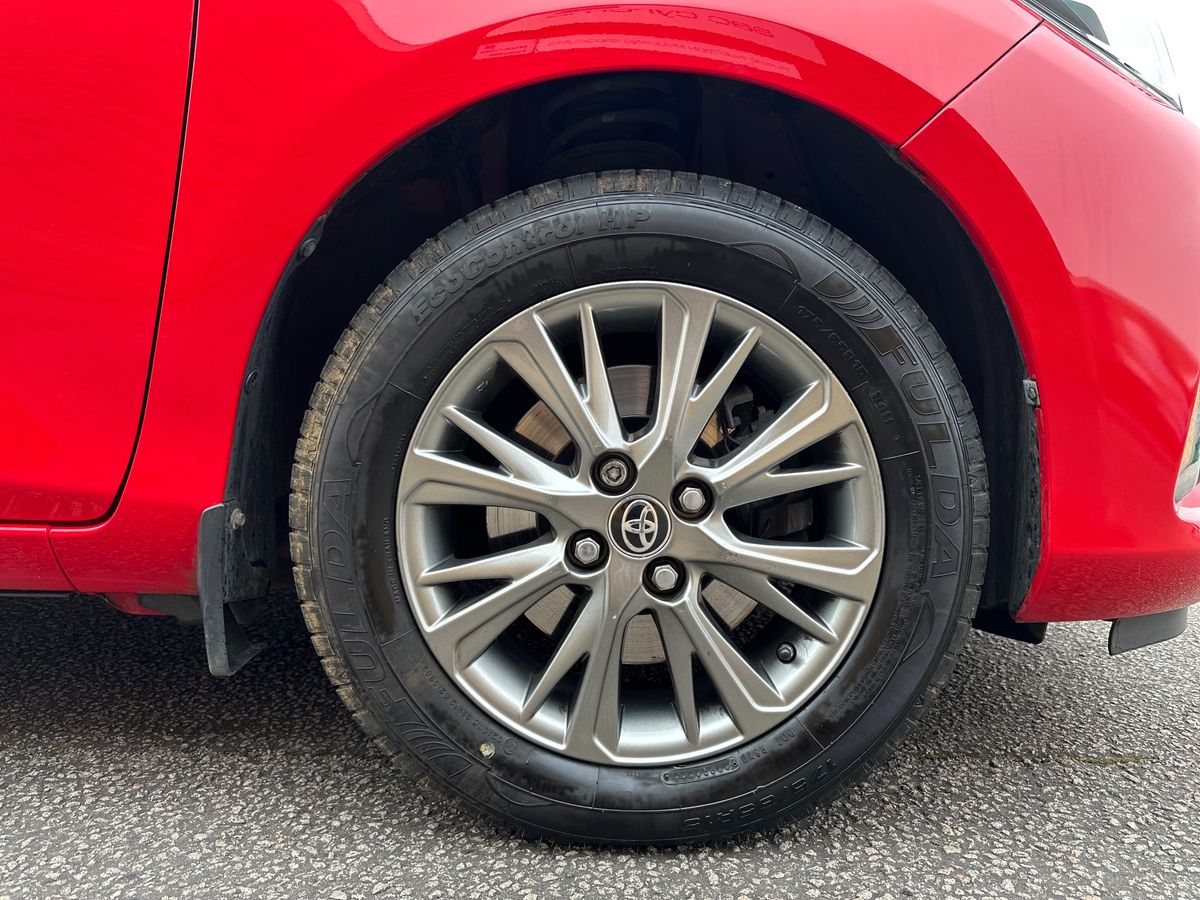 Used Toyota Yaris 2017 for sale - 77810191: Photo 9