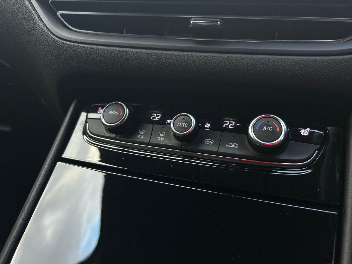 Used Vauxhall Grandland 2022 for sale - 76926452: Photo 18