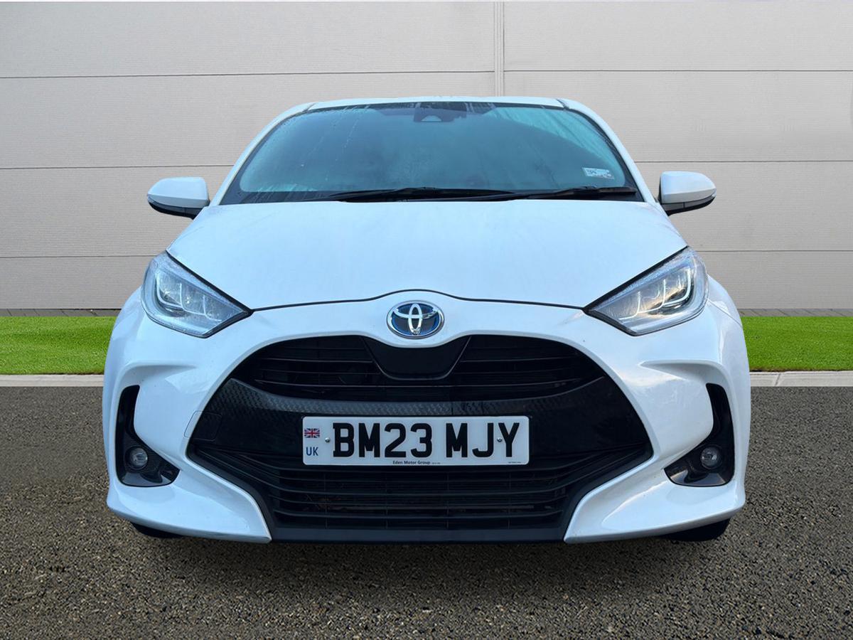 Used Toyota Yaris 2023 for sale - 76865852: Photo 2