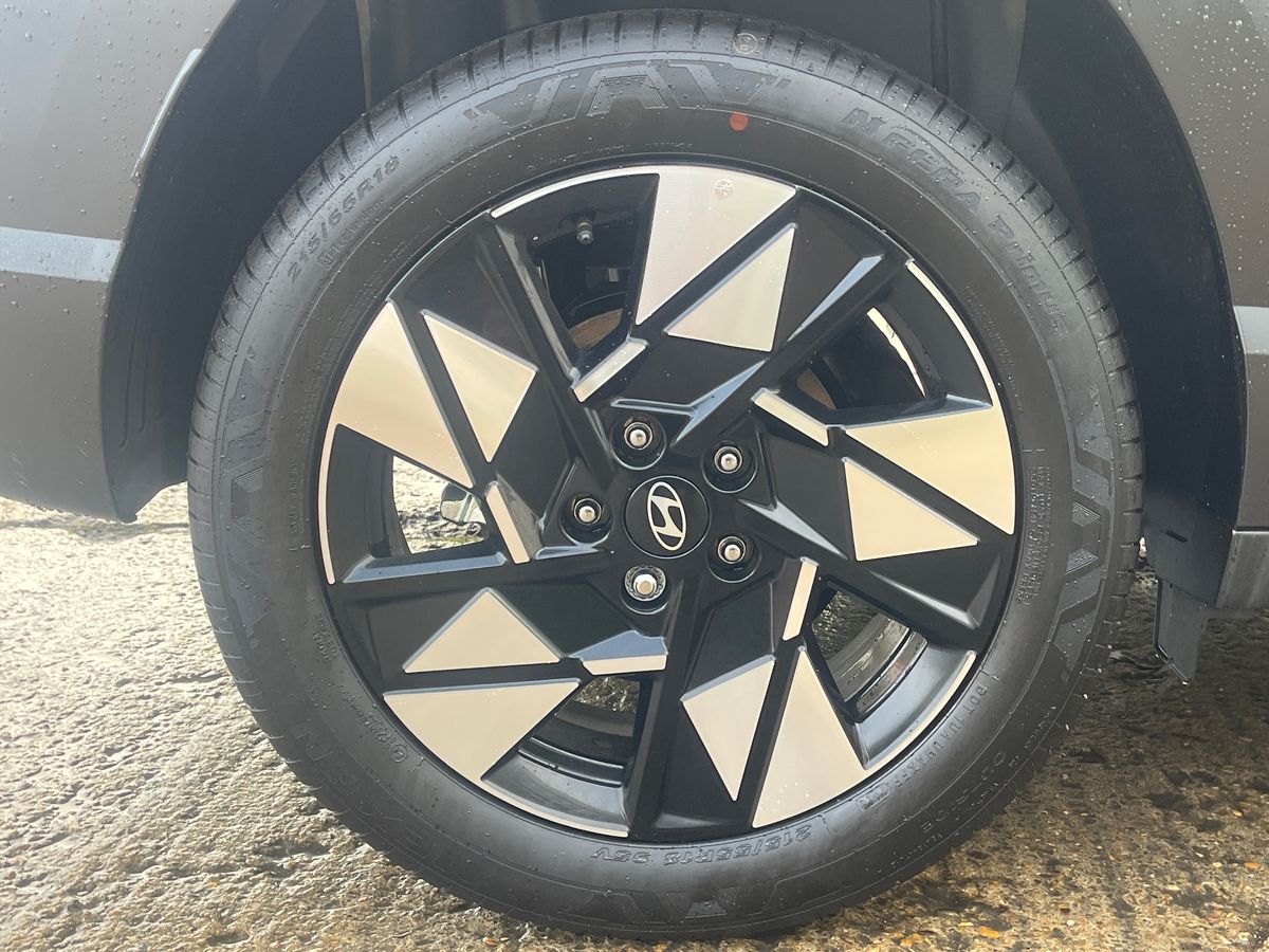 Used Hyundai KONA 2025 for sale - 77002491: Photo 9