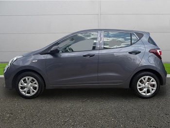Used Hyundai i10 2017 for sale - 78406352: Photo