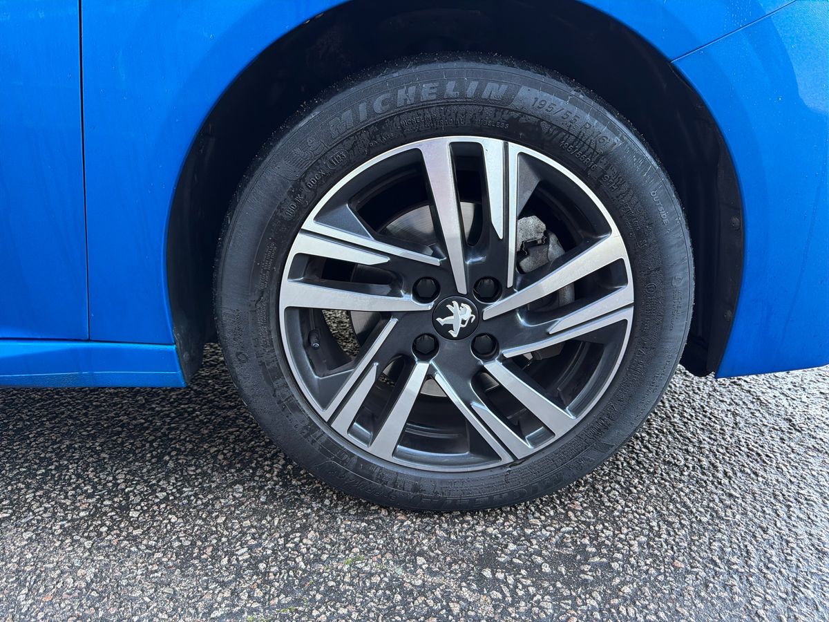 Used Peugeot 208 2023 for sale - 77581242: Photo 9