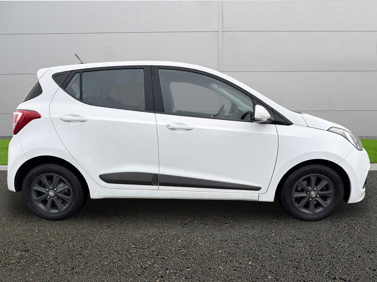 Used Hyundai i10 2015 for sale - 77388963: Photo 8