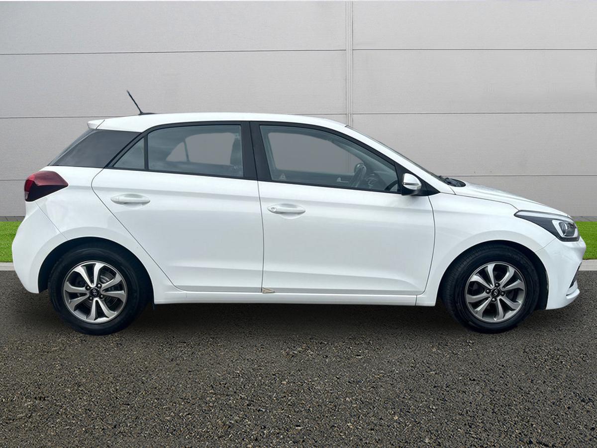 Used Hyundai i20 2019 for sale - 78117726: Photo 8