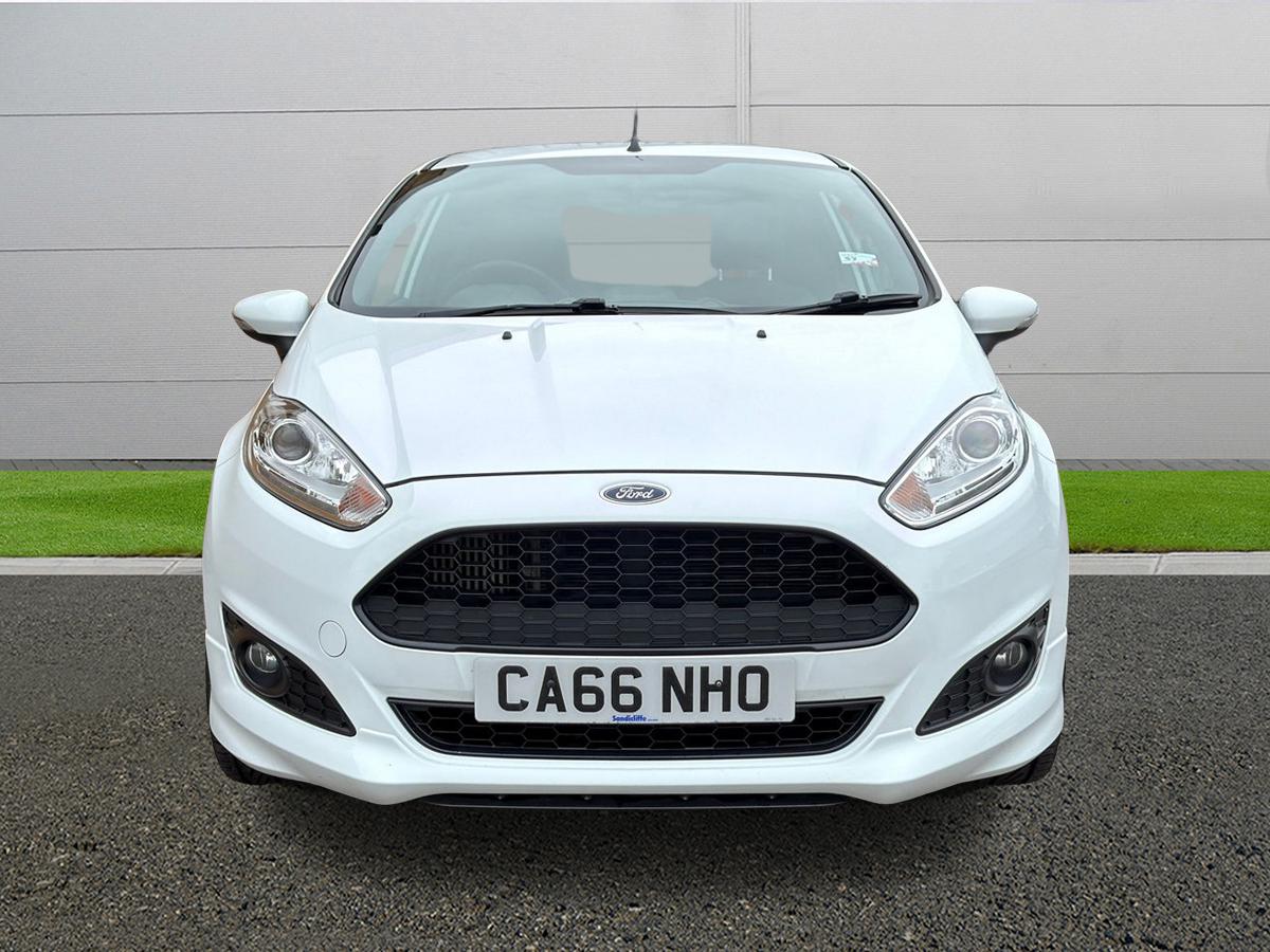 Used Ford Fiesta 2017 for sale - 78009093: Photo 2