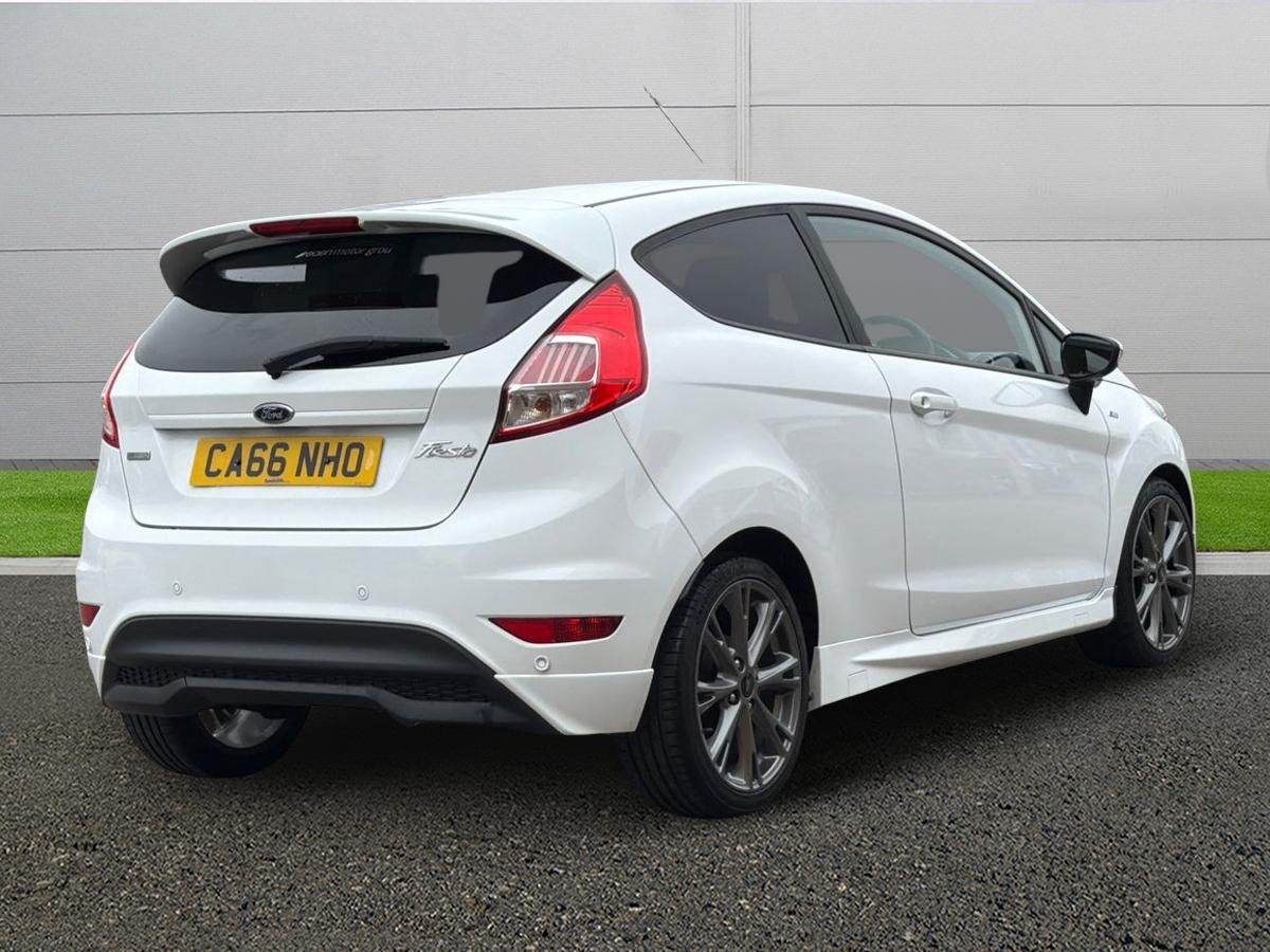 Used Ford Fiesta 2017 for sale - 78009093: Photo 7
