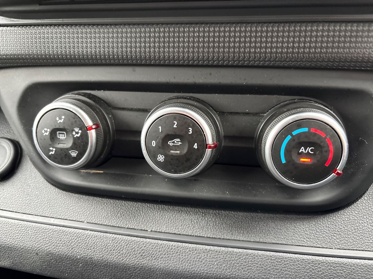 Used Renault Trafic 2023 for sale - 78179803: Photo 18