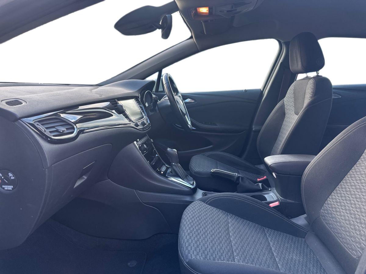 Used Vauxhall Astra 2017 for sale - 77239474: Photo 10