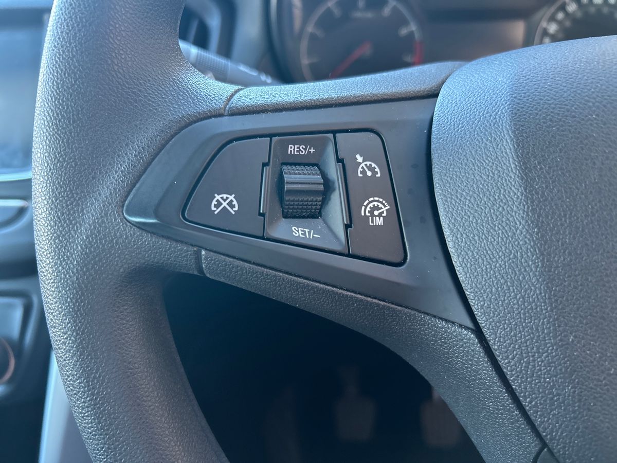 Used Vauxhall Zafira 2017 for sale - 78165848: Photo 16