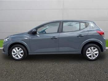 Used Dacia Sandero 2023 for sale - 78650442: Photo