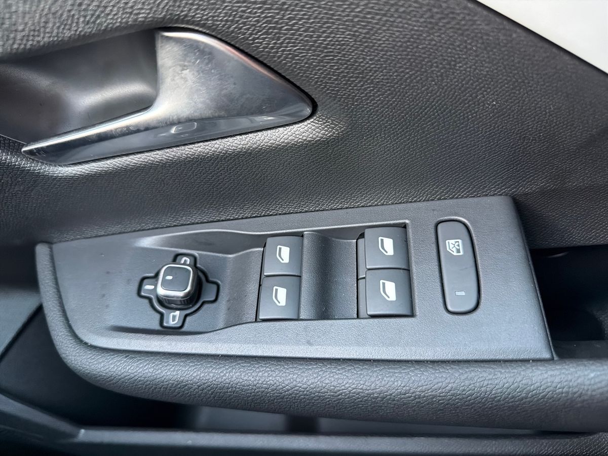 Used Vauxhall Astra 2025 for sale - 77002488: Photo 20