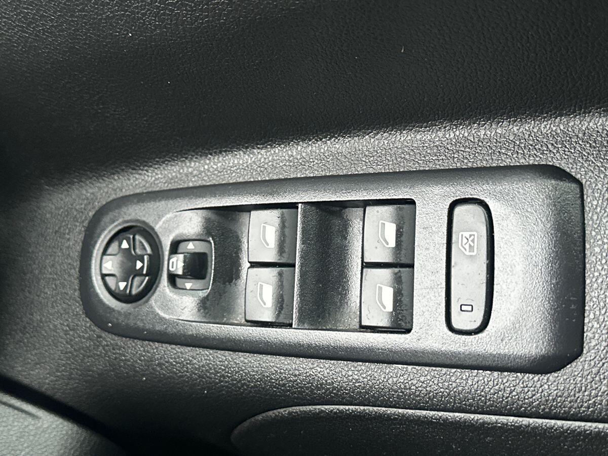 Used Vauxhall Combo Life 2022 for sale - 76926481: Photo 20