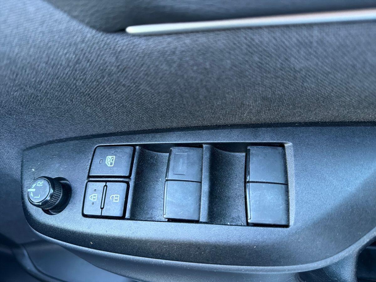 Used Toyota Yaris 2023 for sale - 76742988: Photo 20