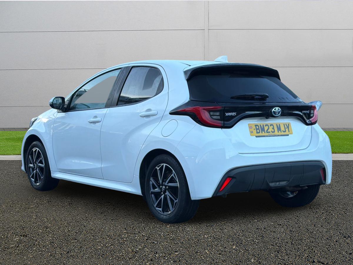 Used Toyota Yaris 2023 for sale - 76742988: Photo 5