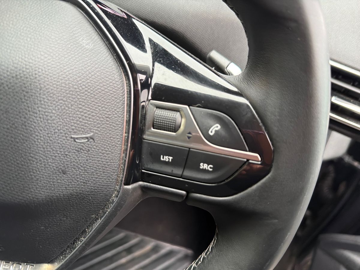 Used Peugeot 5008 2021 for sale - 77388889: Photo 17