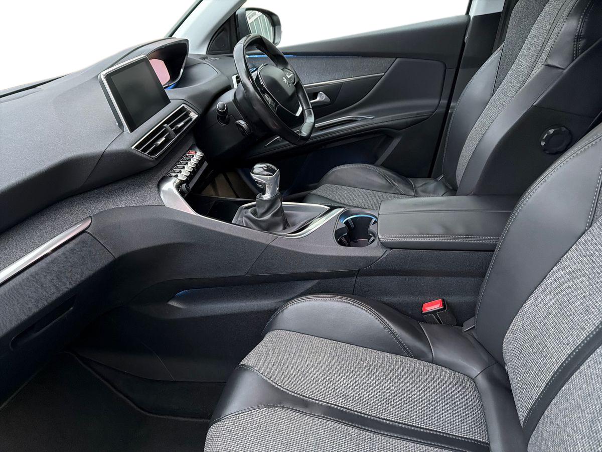 Used Peugeot 3008 2017 for sale - 77678759: Photo 10