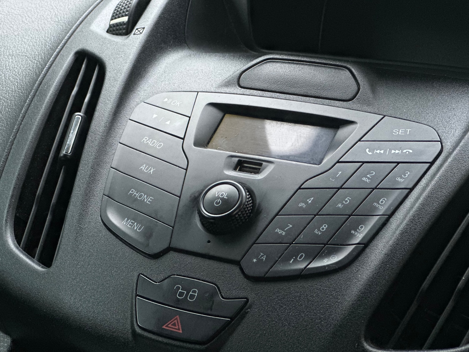 Used Ford Transit Connect 2018 for sale - 77932577: Photo 13