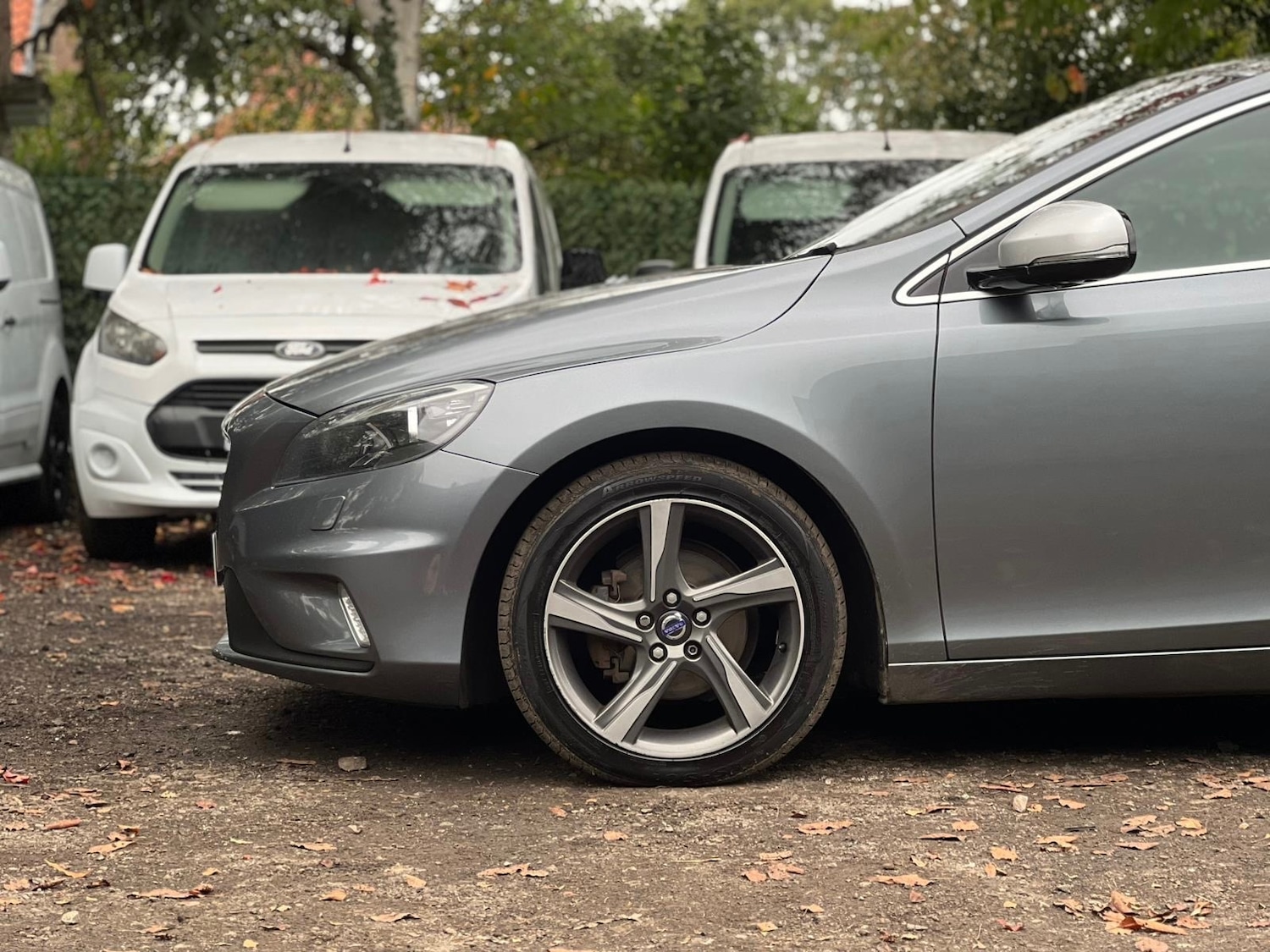 Used Volvo V40 2015 for sale - 76281378: Photo 7