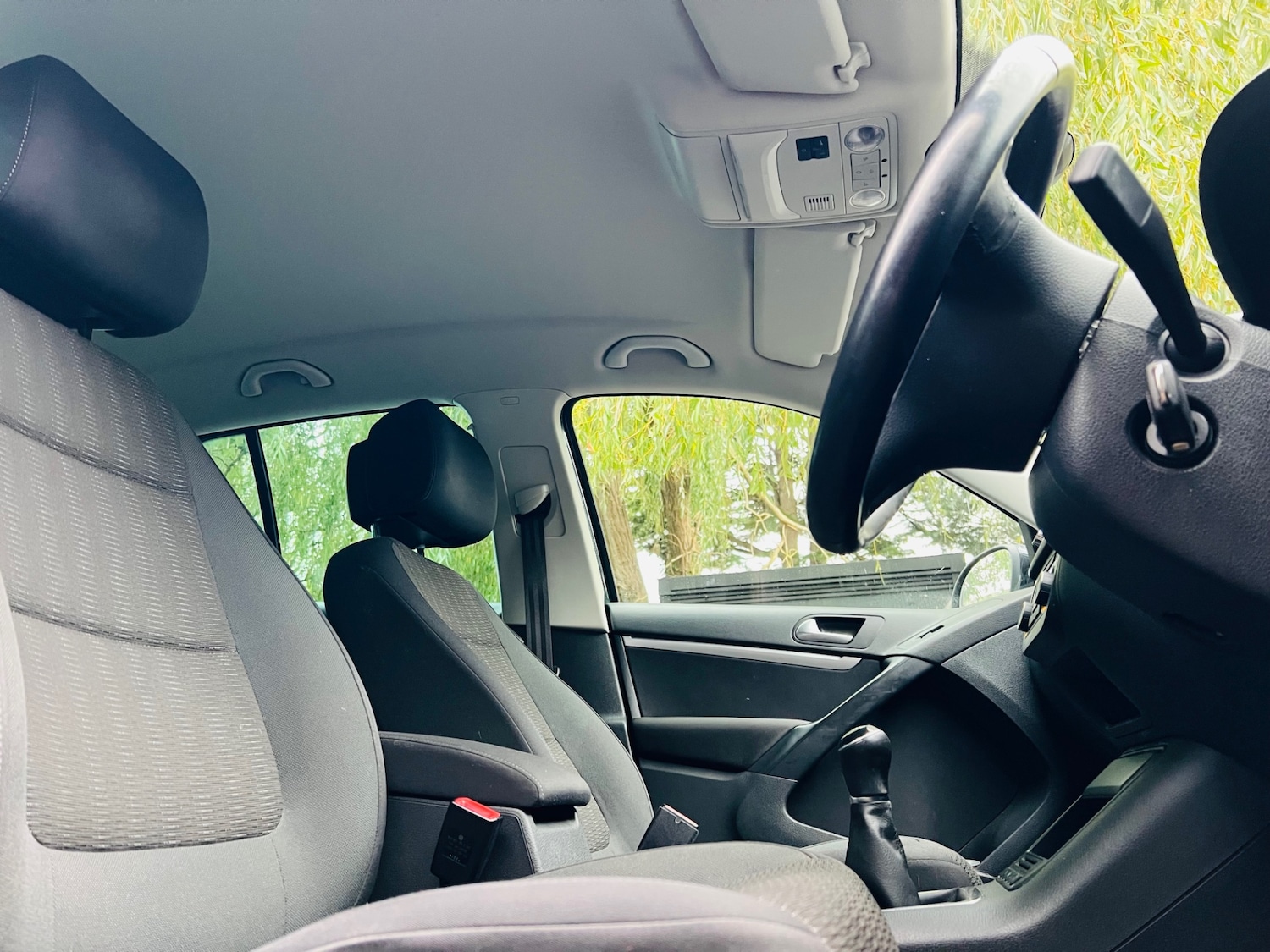 Used Volkswagen Tiguan 2012 for sale - 76305728: Photo 12