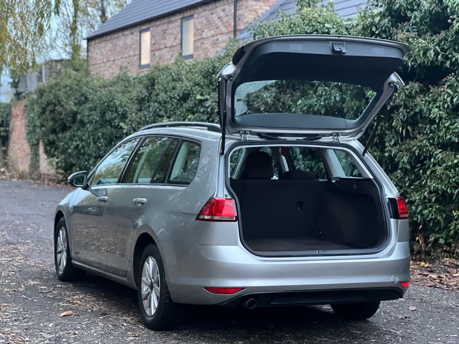 Used Volkswagen Golf 2014 for sale - 76713295: Photo 8